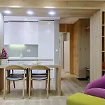 Center Accross Bbi Shopping Mall Apartman